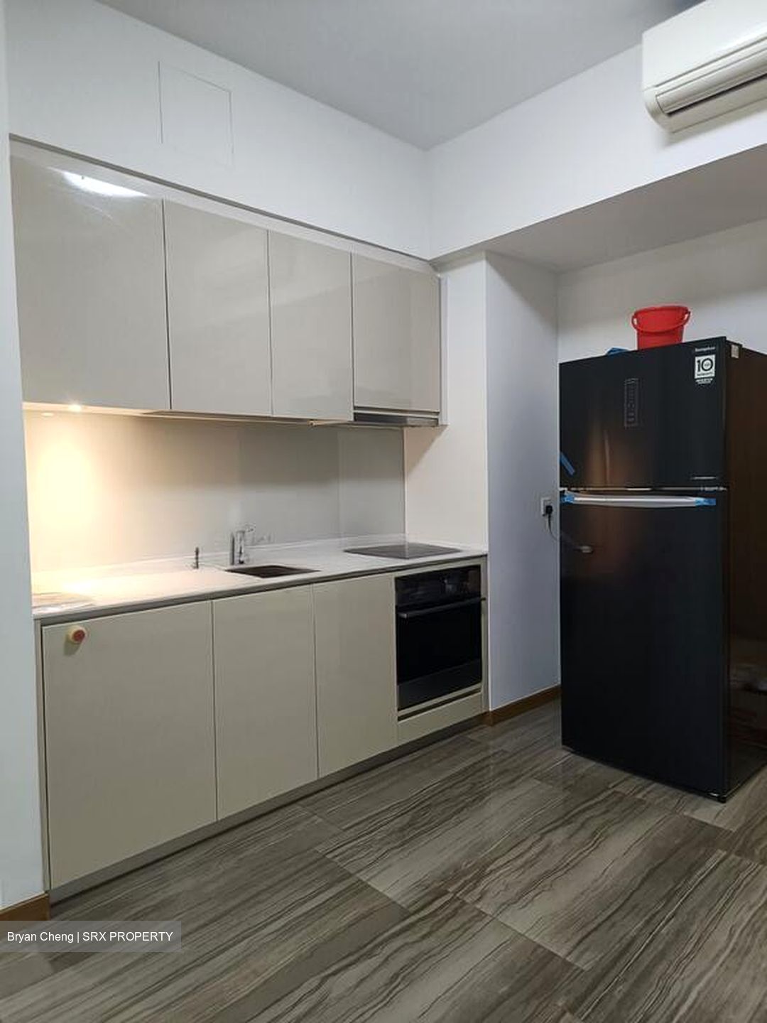 Lakeville (D22), Condominium #520225591